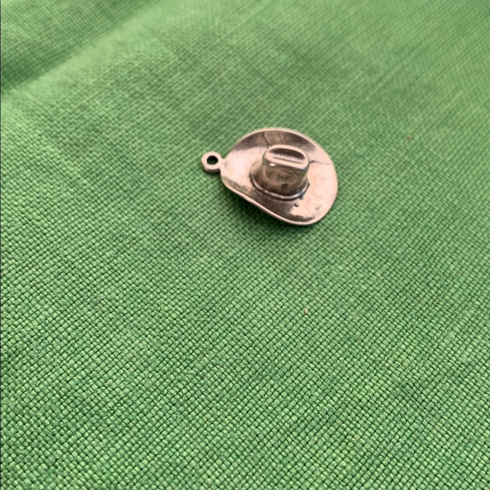 Vintage Sterling Silver Charm Western Hat - Picture 2 of 4